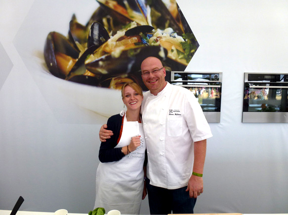 Cheeky photo with Simon Hulstone - SUCH a nice guy!